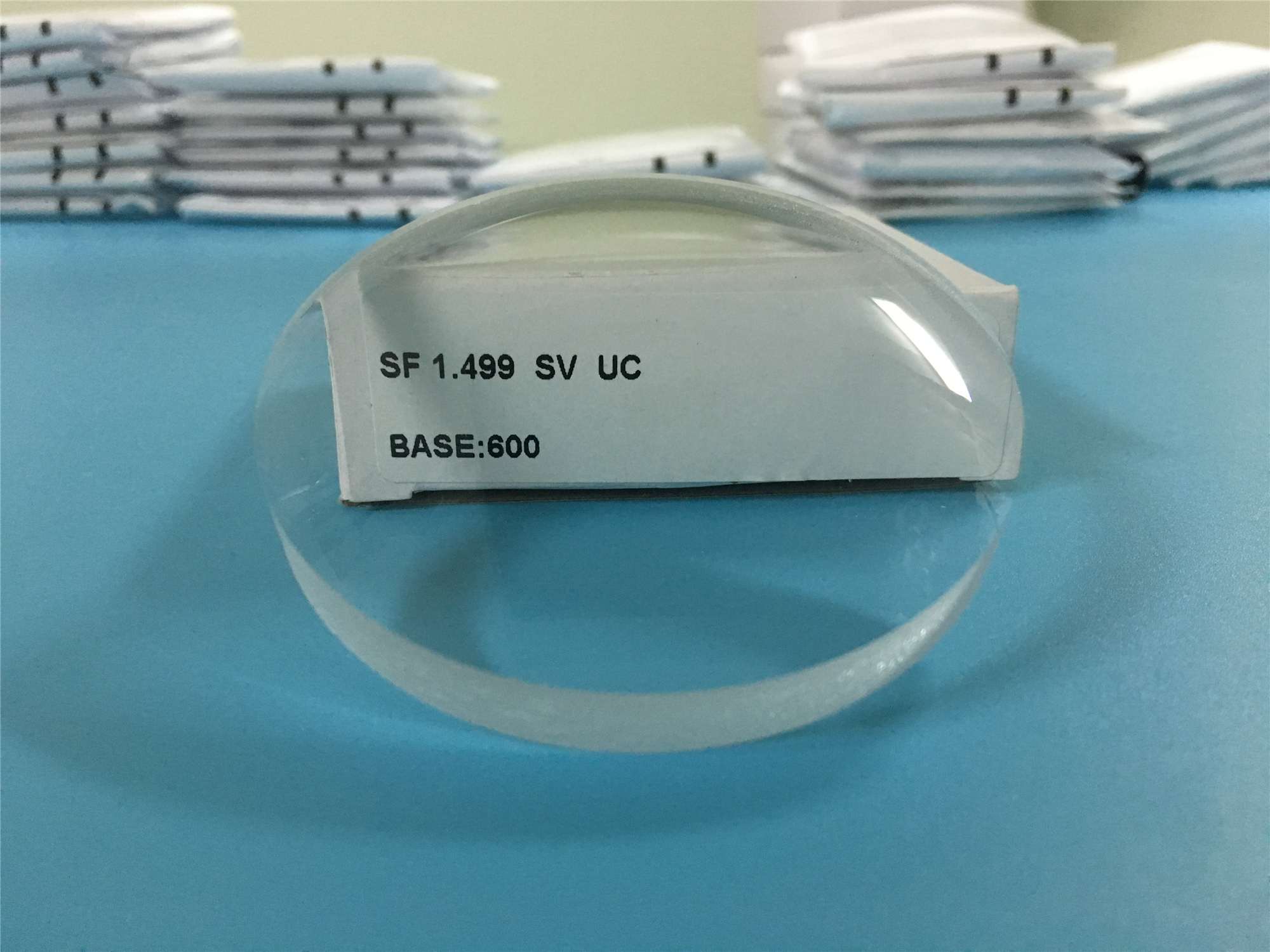 CR39 1.499 Uncoated Optical Blanks Single Vision 58 Abbe Value PPG